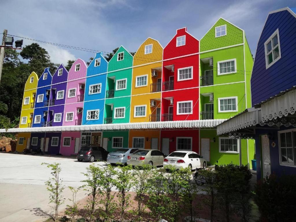 Holland Resort Phuket Екстериор снимка