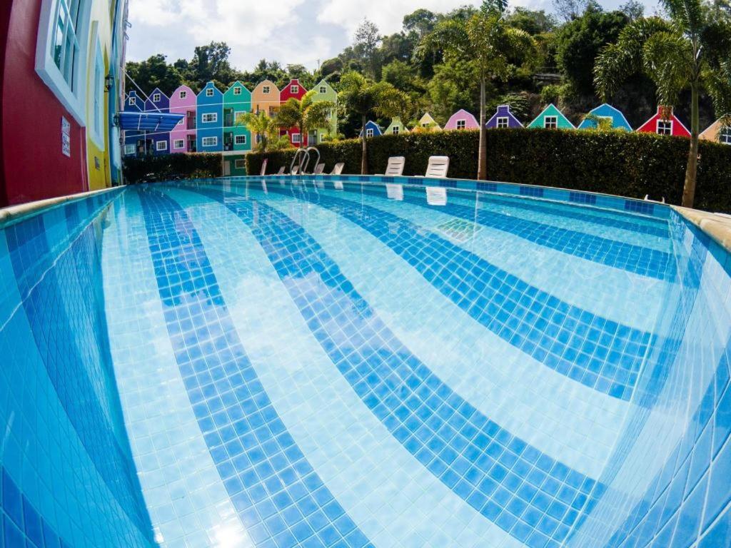 Holland Resort Phuket Екстериор снимка