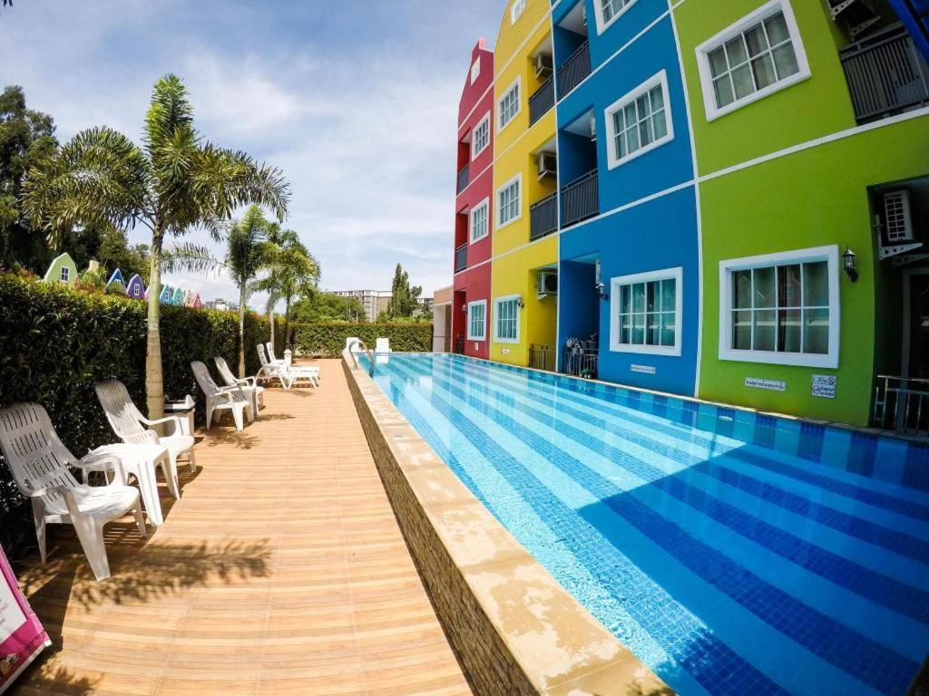 Holland Resort Phuket Екстериор снимка