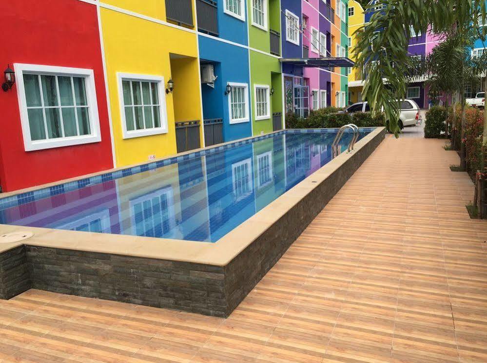 Holland Resort Phuket Екстериор снимка
